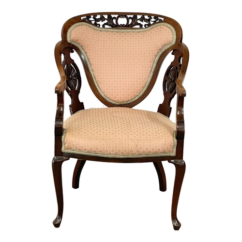 920 - An Edwardian mahogany parlour chair. 61x48x84cm