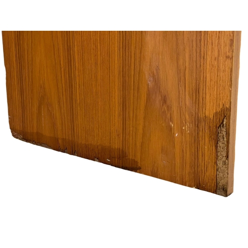 886 - A large Danish Mid Century chest of drawers by Steens. 146x40x67cm