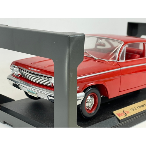 389D - A good quality model car. 1962 Chevrolet Bel Air. Maisto. 31cm