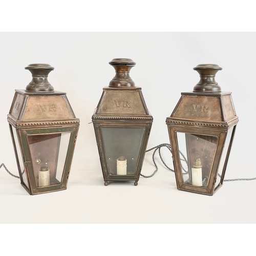 19 - A set of 3 vintage copper electric lanterns. 21x16x42cm