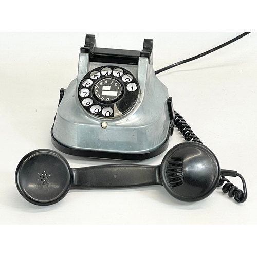 240 - A good quality vintage 1950’s telephone. RTT-56.