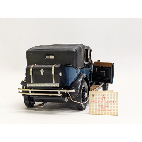 256 - A collectable model of The 1929 Rolls Royce Phantom by The Franklin Mint. 22.5x8cm