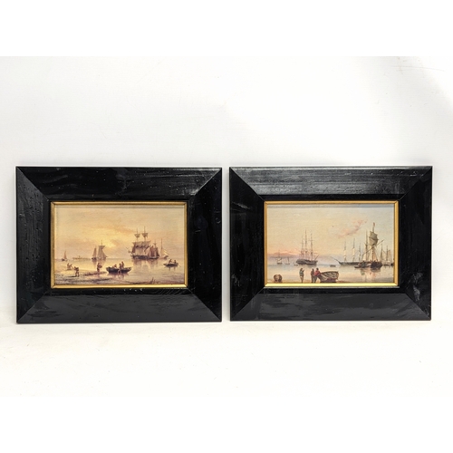 748 - A pair of vintage prints. 40.5x31cm