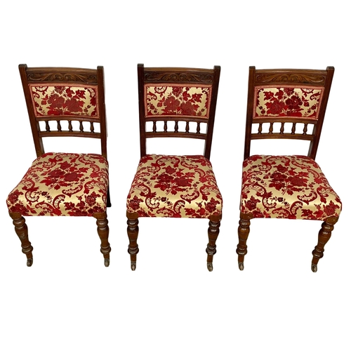 270M - A set of 3 late Victorian Walnut chairs. Circa 1900.