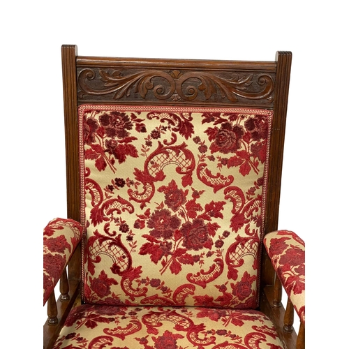 270N - A late Victorian Walnut armchair. Circa 1900.