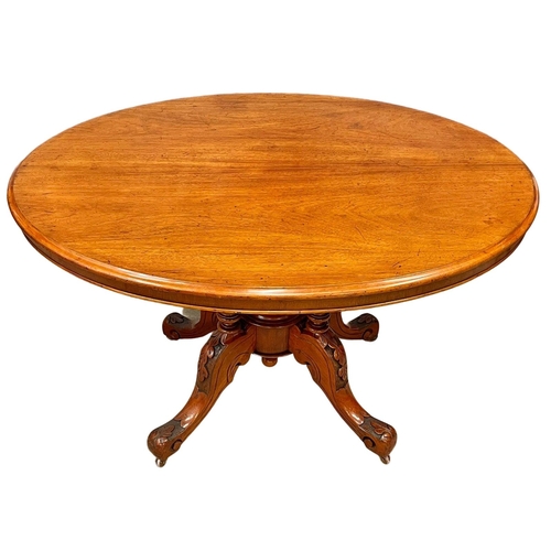 954 - A Victorian mahogany tilt top breakfast table. Circa 1870. 118x86x72.5cm