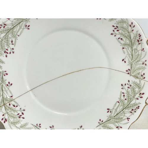 415 - An 18 piece Roslyn China ‘Whispering Grass’ pattern tea set.