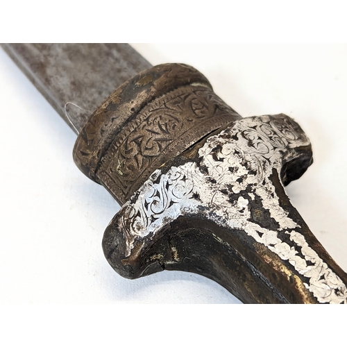 165 - A 19th century Middle Eastern dagger. 40cm