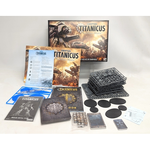 38 - A Warhammer Adeptus Titanicus The Hours Heresy, The Game of Titanic Battles in The Age Of Darkness.