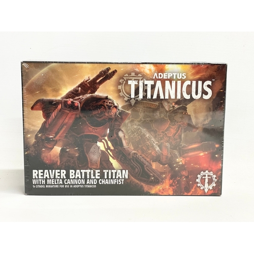 63 - An unopened Warhammer Adeptus Titanicus Reaver Battle Titan With Melta Cannon and Chainfist in box
