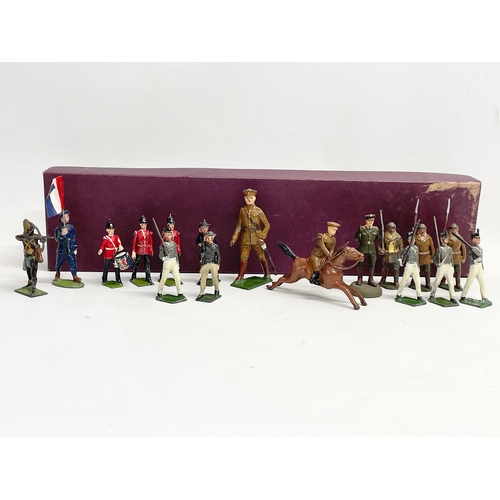 96 - A good collection of late 19th/early 20th century led model soldiers, by Britains, John Hill & Co et... 