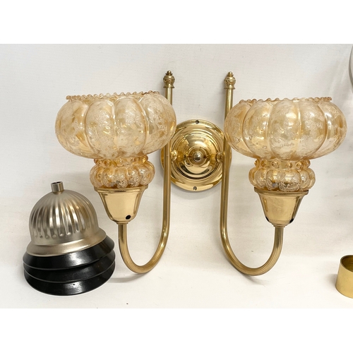 280 - 2 vintage brass wall lights with glass shades.