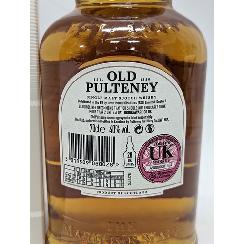 312 - An unopened bottle of Old Pulteney Single Malt Scotch Whisky, Aged 12 Years, in box. Matured in oak,... 