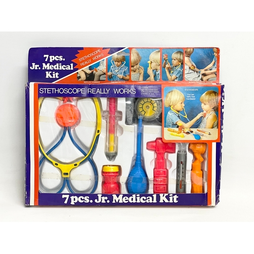 375L - A vintage 7 piece Jr Medical Kit in box