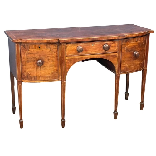 251 - A George III inlaid mahogany sideboard in the Sheraton style. Circa 1800. 152.5x60x94cm