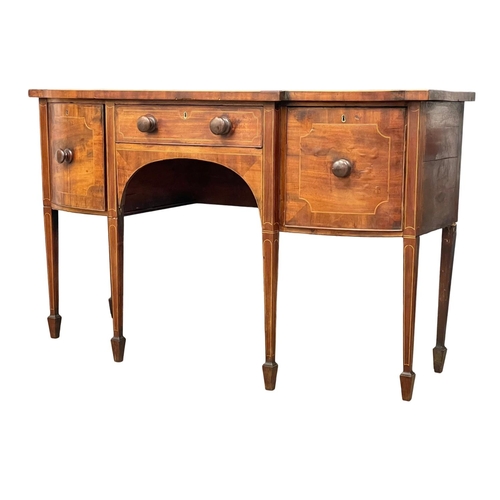 251 - A George III inlaid mahogany sideboard in the Sheraton style. Circa 1800. 152.5x60x94cm