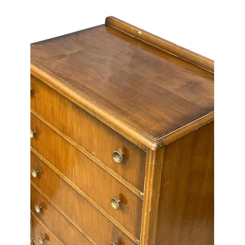 246 - 2 vintage chests of drawers. Largest 77x47x117.5cm