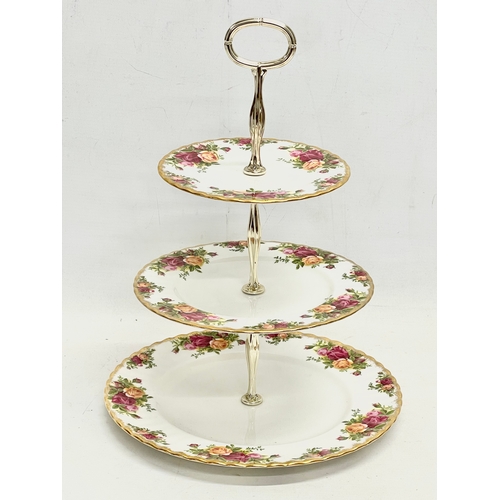 602 - A 1962 Royal Albert Old Country Roses 3 tier cake stand. 26.5x33cm