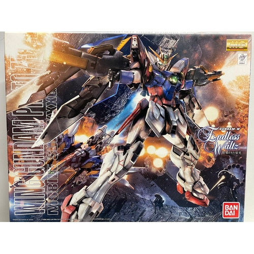 184 - An unused Bandai Wing Gundam Proto Zero Mobile Suit in box.