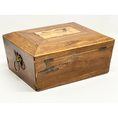 19 - A Regency inlaid rosewood jewellery box with original leather panel. 23x18.5x11cm