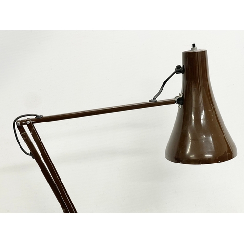 224 - A vintage angle poise lamp. Largest 83cm