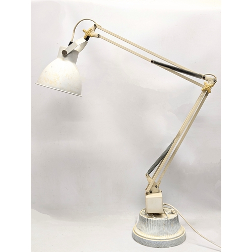 889 - A large vintage anglepoise lamp.