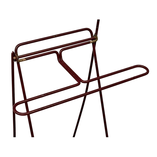 122 - A vintage valet stand. 44x43x110cm