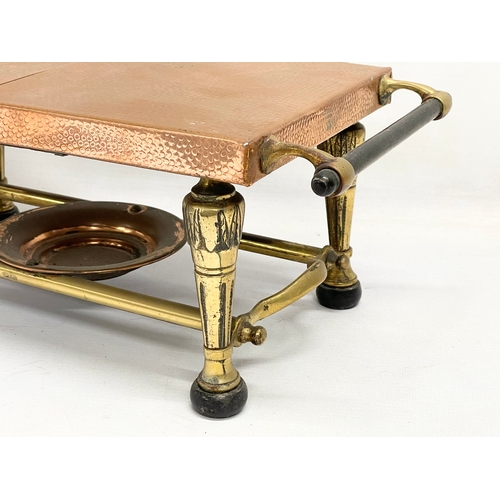 601 - A vintage brass and copper gas stove by Townshend. 39x19x14.5cm