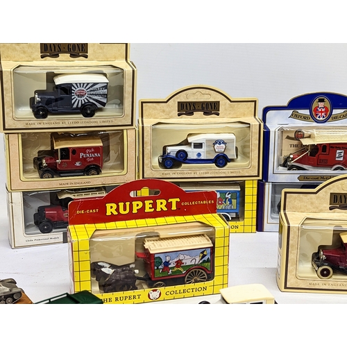 263 - A quantity of collectable model cars including Matchbox, Days Gone, The Oxford Die-Cast, The Rupert ... 