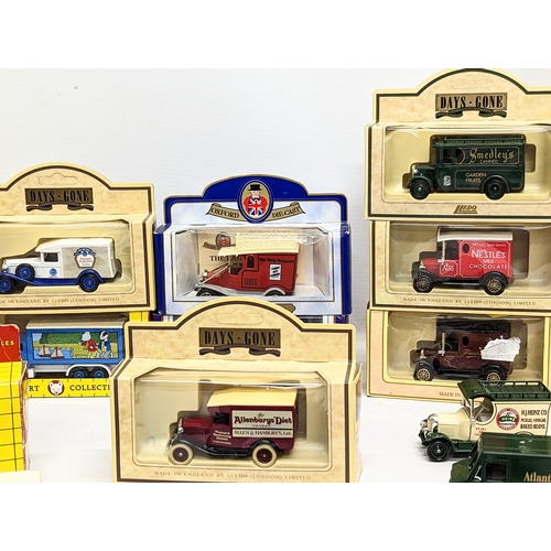 263 - A quantity of collectable model cars including Matchbox, Days Gone, The Oxford Die-Cast, The Rupert ... 