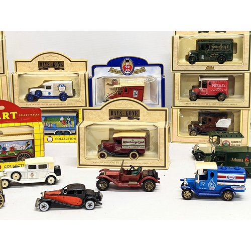 263 - A quantity of collectable model cars including Matchbox, Days Gone, The Oxford Die-Cast, The Rupert ... 