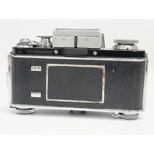 309 - A Exakta VX camera.