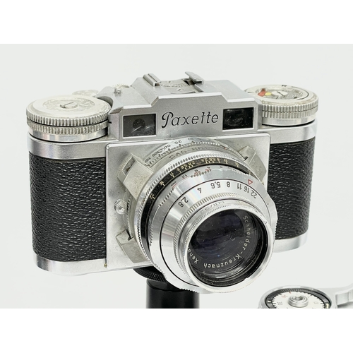 425 - 5 vintage cameras. 2 Contaflex Zeiss Ikon cameras. A Retinette IA camera. A Braun Nurnberg Paxette c... 