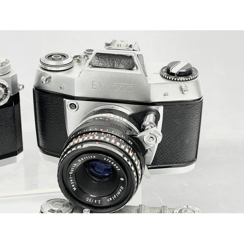 425 - 5 vintage cameras. 2 Contaflex Zeiss Ikon cameras. A Retinette IA camera. A Braun Nurnberg Paxette c... 