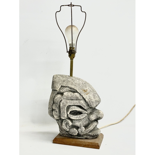 40 - A 1960’s vintage table lamp. 14x20x60cm. Bust measures 11x26x28cm