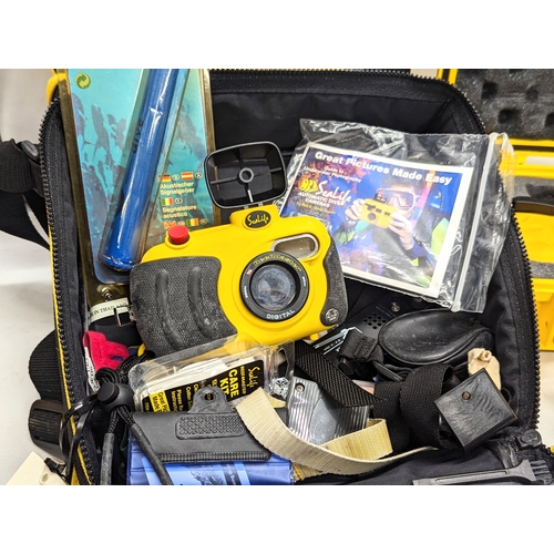 552 - A quantity of Underwater camera equipment including 2 Sealife Reefmaster cases, external flash, etc.