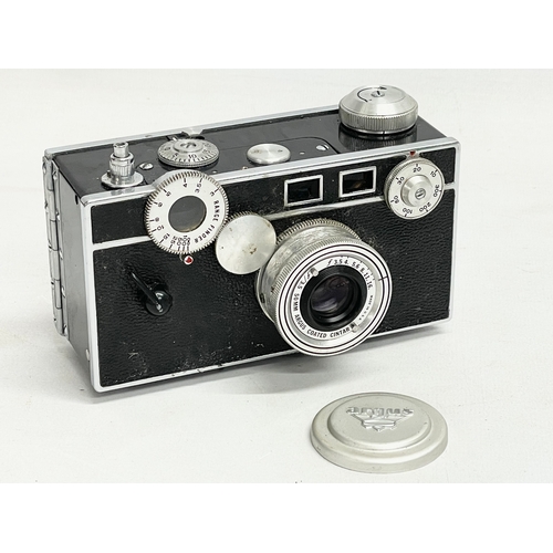 564 - An Argus C3 ‘The Brick’ Rangefinder camera with case.