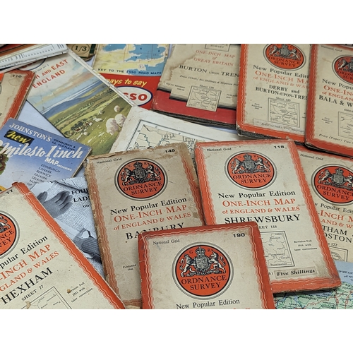 162 - A quantity of vintage road maps including a collection of 1940s Ordnance Survey One Inch Map of Engl... 