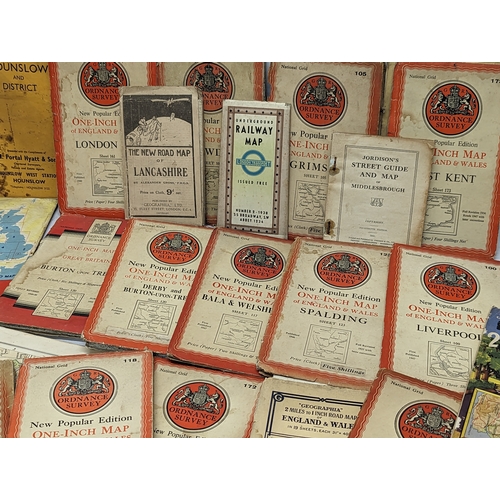 162 - A quantity of vintage road maps including a collection of 1940s Ordnance Survey One Inch Map of Engl... 