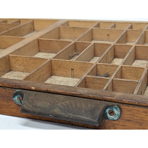 172 - A late 19th / early 20th century printer tray. 82.5x36cm