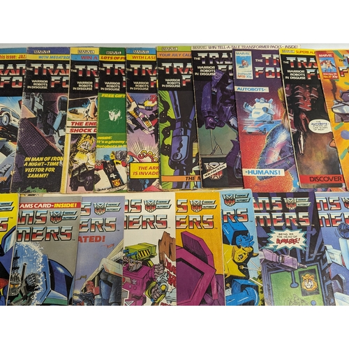 568 - A collection of 1980s Marvel Universe Transformers comics.