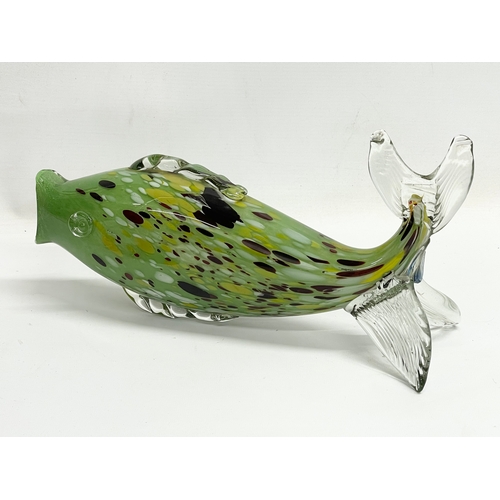 675 - 3 vintage Murano Glass fish. 37cm