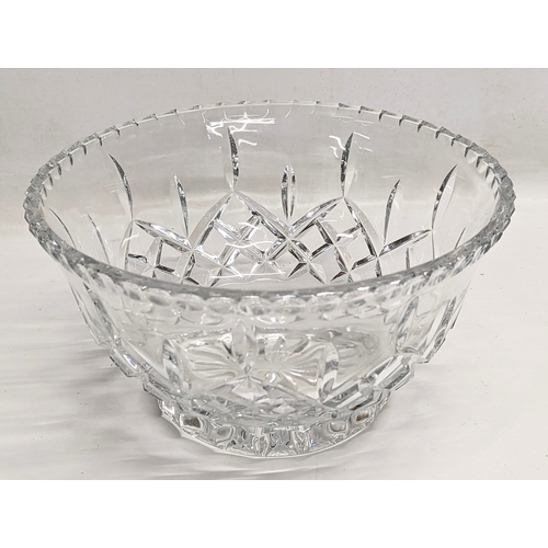 704 - A large crystal bowl. 24.5x13cm