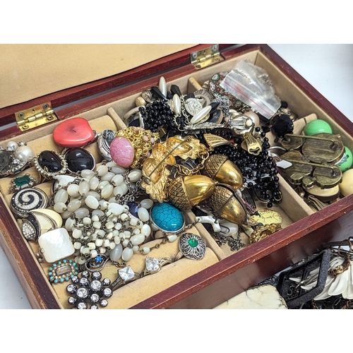 740 - A quantity of costume jewellery, etc.