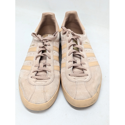 794 - A pair of Adidas Originals Broomfield trainers. UK size 11