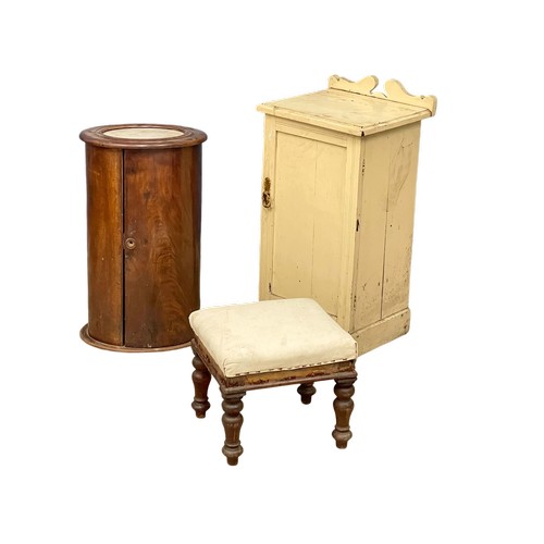 521H - A sundry lot of Victorian furniture including a Victorian mahogany marble top cylinder bedside a pai... 