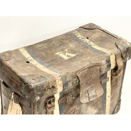 Lot - 19TH C LV TRIANON TRUNK