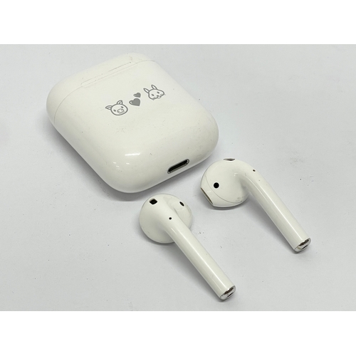 799 - A pair of Apple AirPods