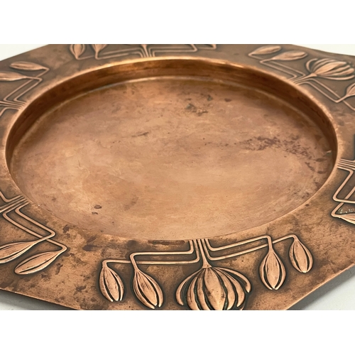 4 - A Carl Deffner Art Nouveau shallow copper dish. Circa 1900. 26.5cm