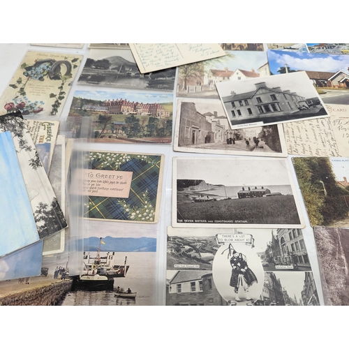 68 - A quantity of vintage postcards